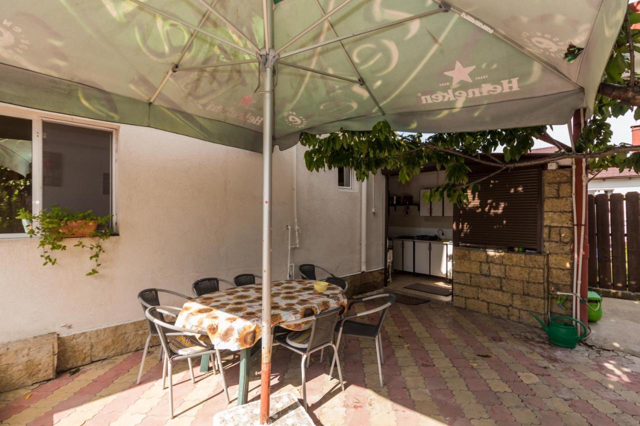Hotel Zambilelor 3 Două Mai Exterior foto