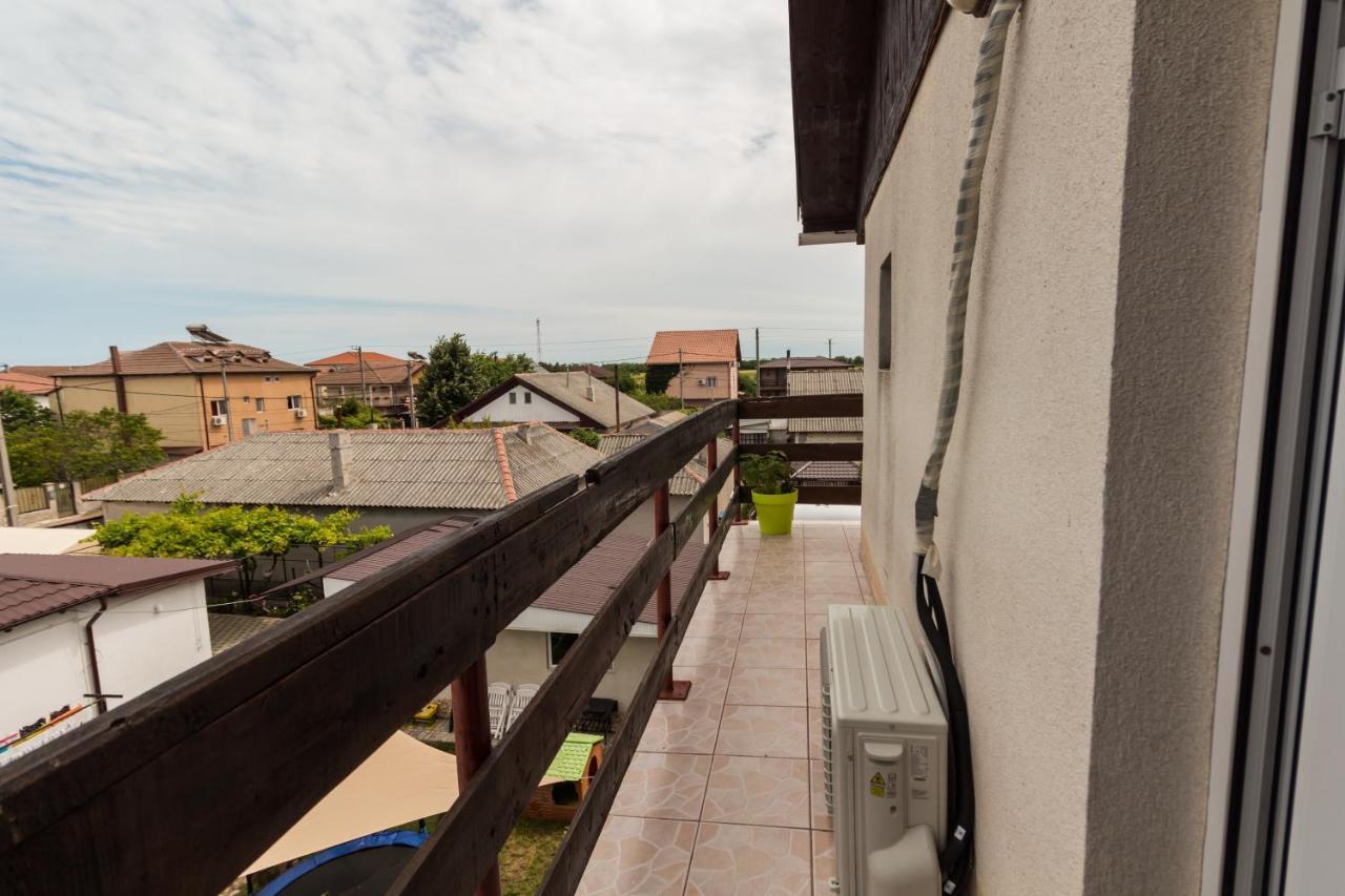 Hotel Zambilelor 3 Două Mai Exterior foto